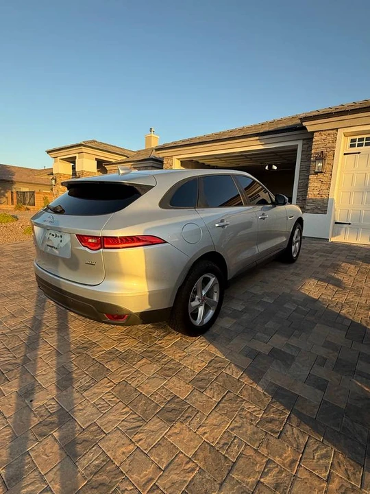 2017 Jaguar F-Pace - Image 3 of 7
