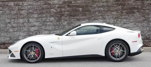 2017 Ferrari F12berlinetta - Image 3 of 5