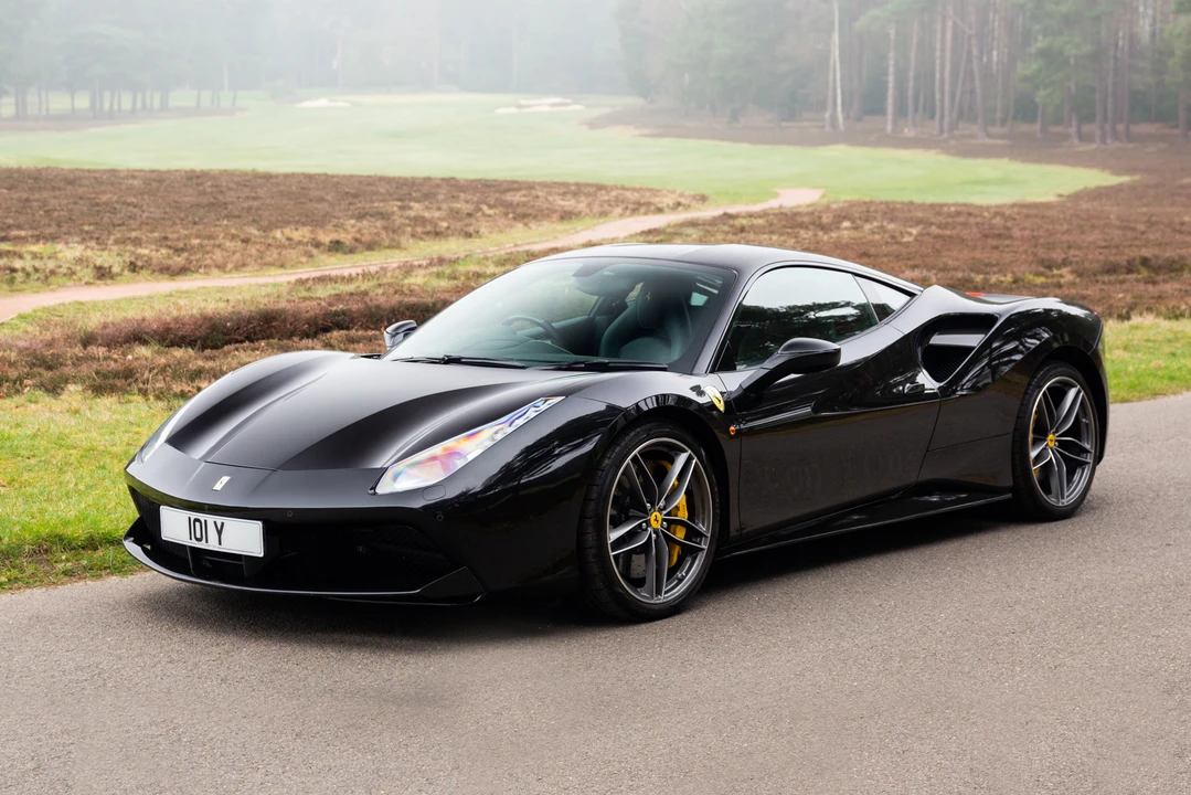 2017 Ferrari 488 GTB - Image 2 of 31