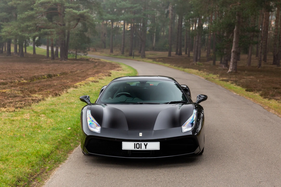 2017 Ferrari 488 GTB - Image 5 of 31