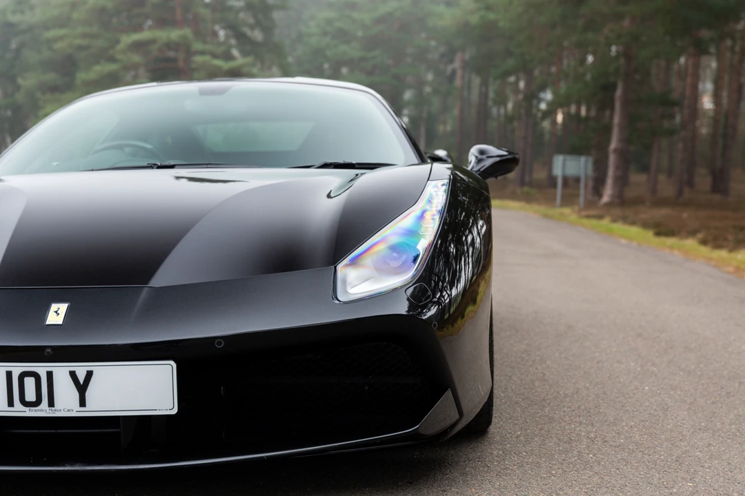 2017 Ferrari 488 GTB - Image 11 of 31