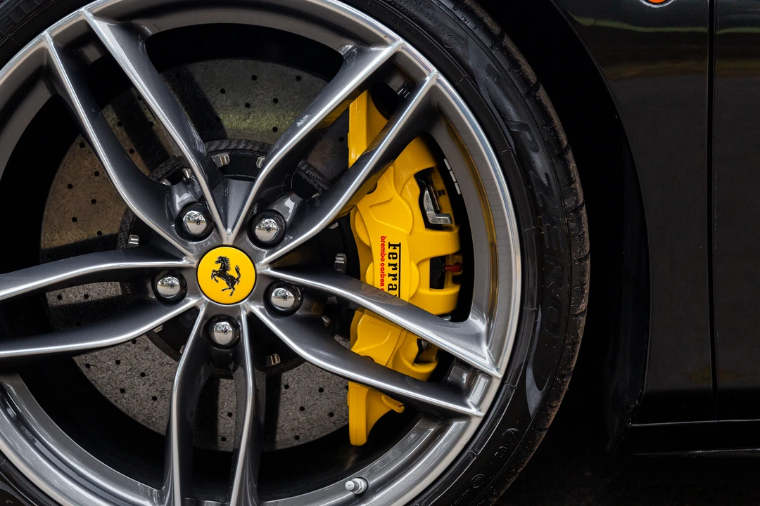 2017 Ferrari 488 GTB - Image 19 of 31