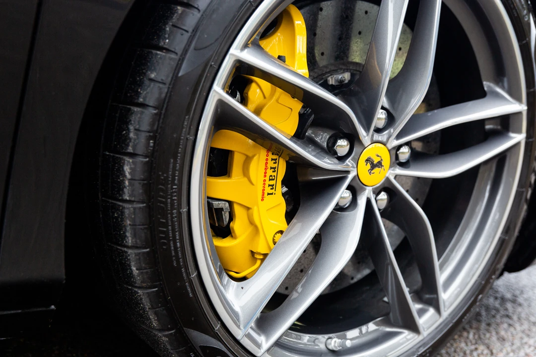 2017 Ferrari 488 GTB - Image 26 of 31
