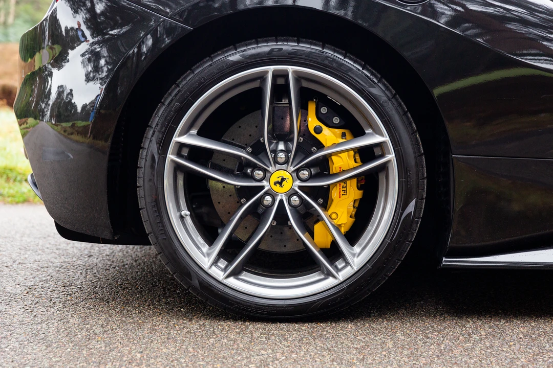 2017 Ferrari 488 GTB - Image 29 of 31