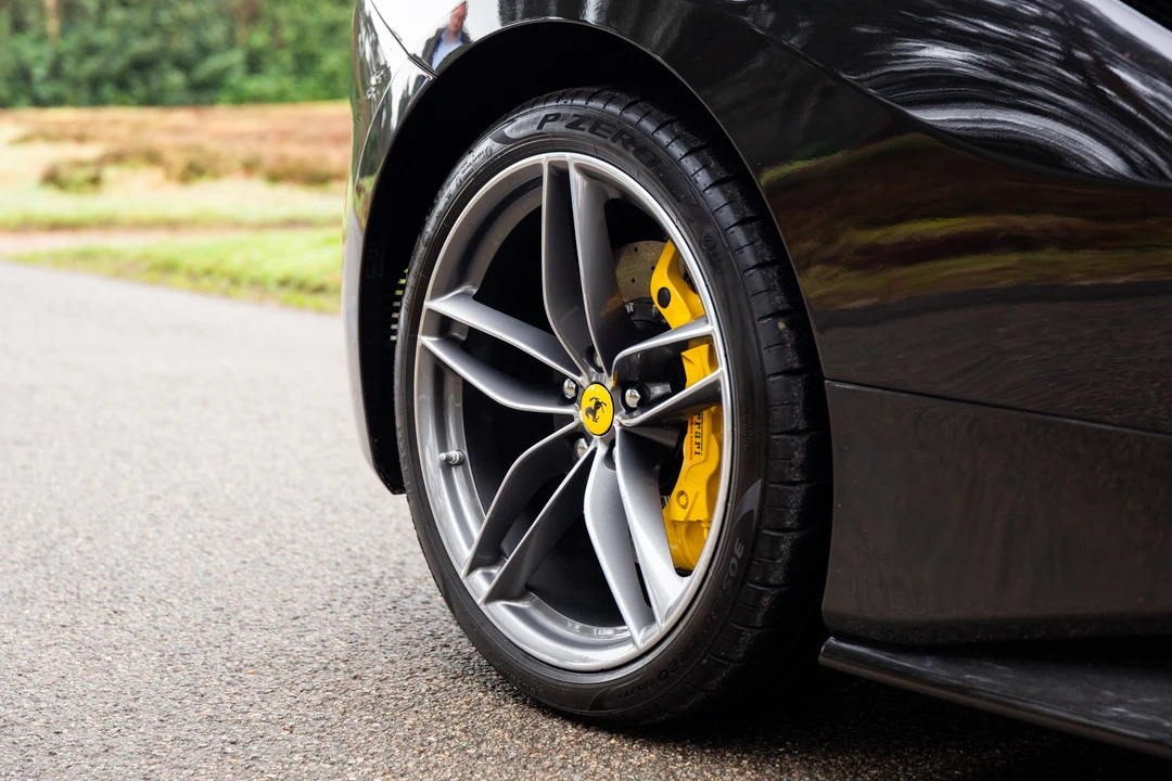 2017 Ferrari 488 GTB - Image 30 of 31