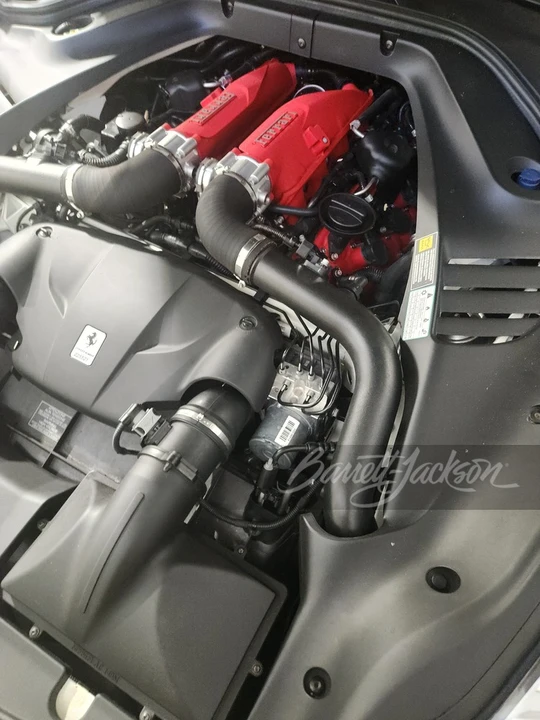 2017 Ferrari California T - Image 5 of 31
