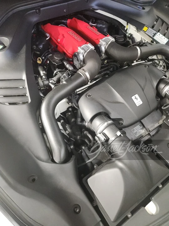 2017 Ferrari California T - Image 6 of 31
