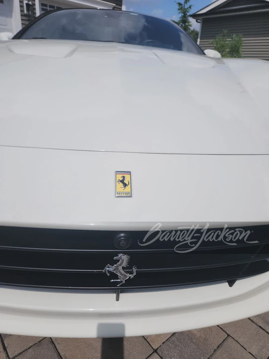 2017 Ferrari California T - Image 30 of 31