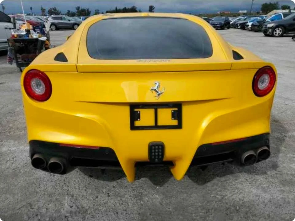 2017 Ferrari F12berlinetta - Image 6 of 10