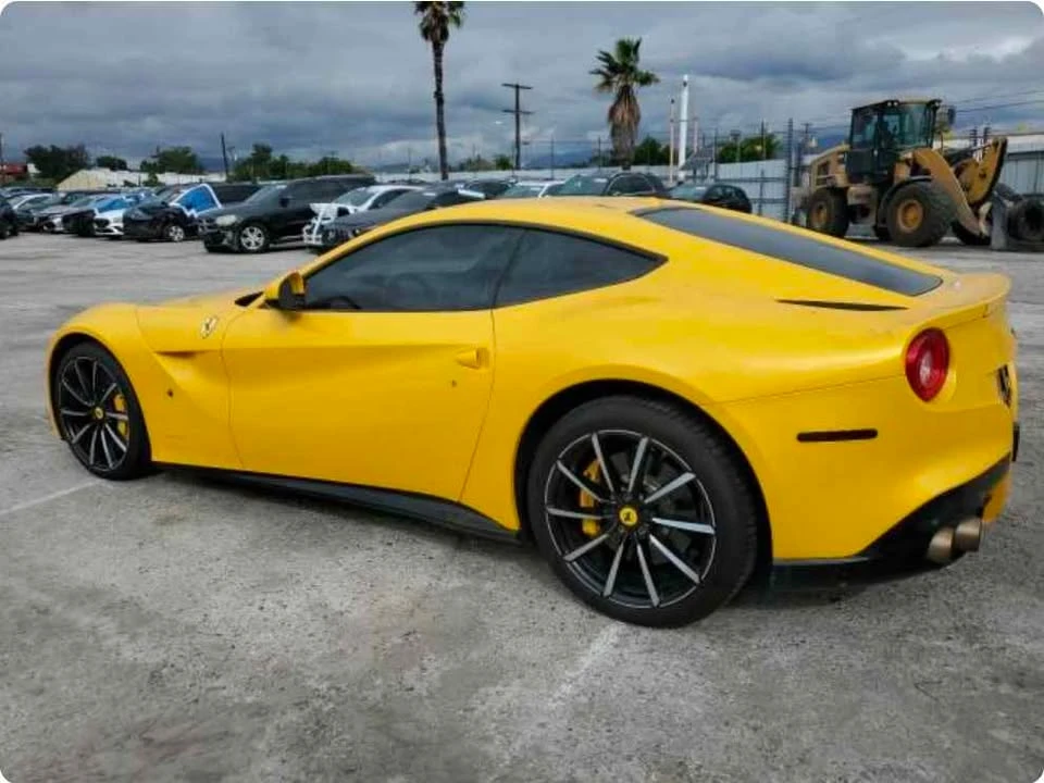 2017 Ferrari F12berlinetta - Image 2 of 10