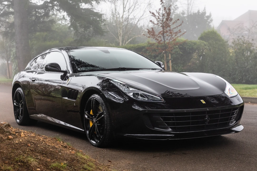 2017 Ferrari GTC4Lusso - Image 12 of 31