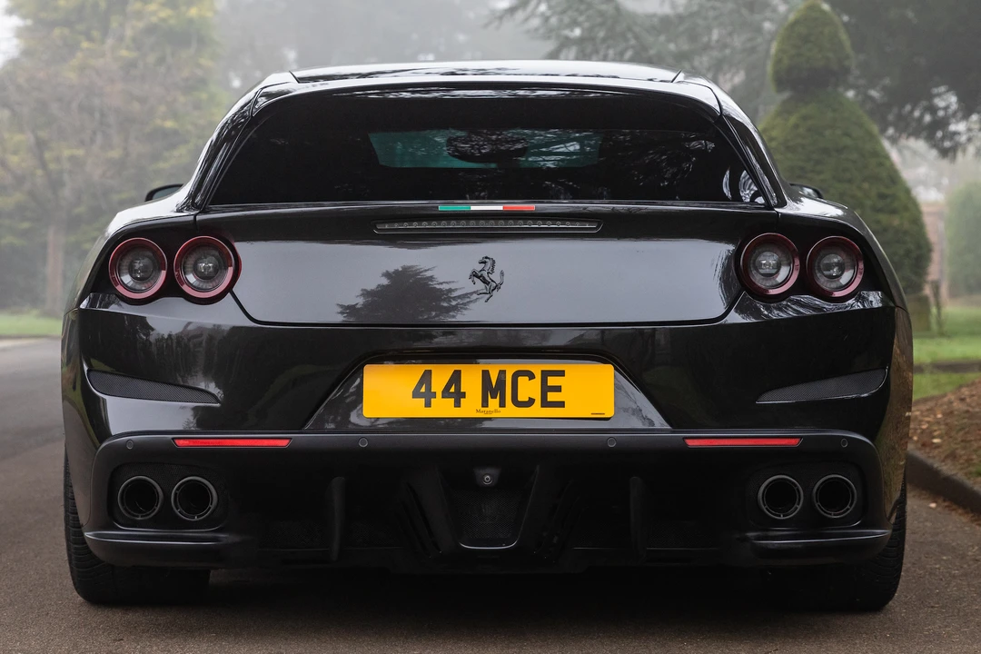 2017 Ferrari GTC4Lusso - Image 15 of 31