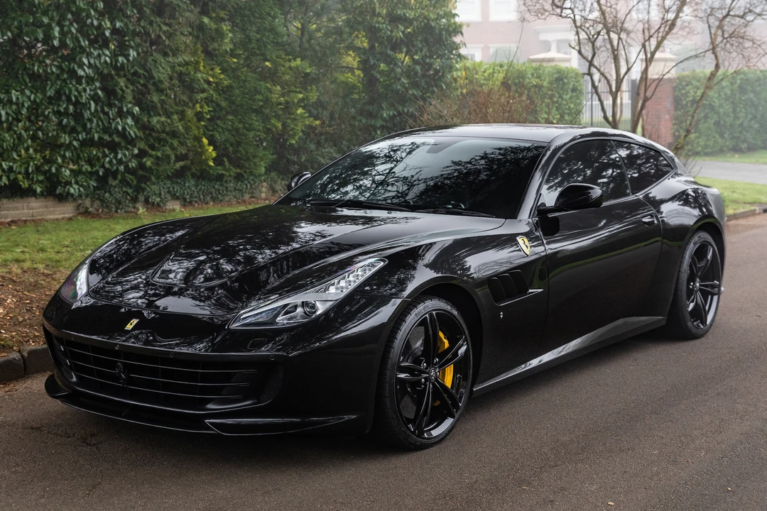 2017 Ferrari GTC4Lusso - Image 10 of 31