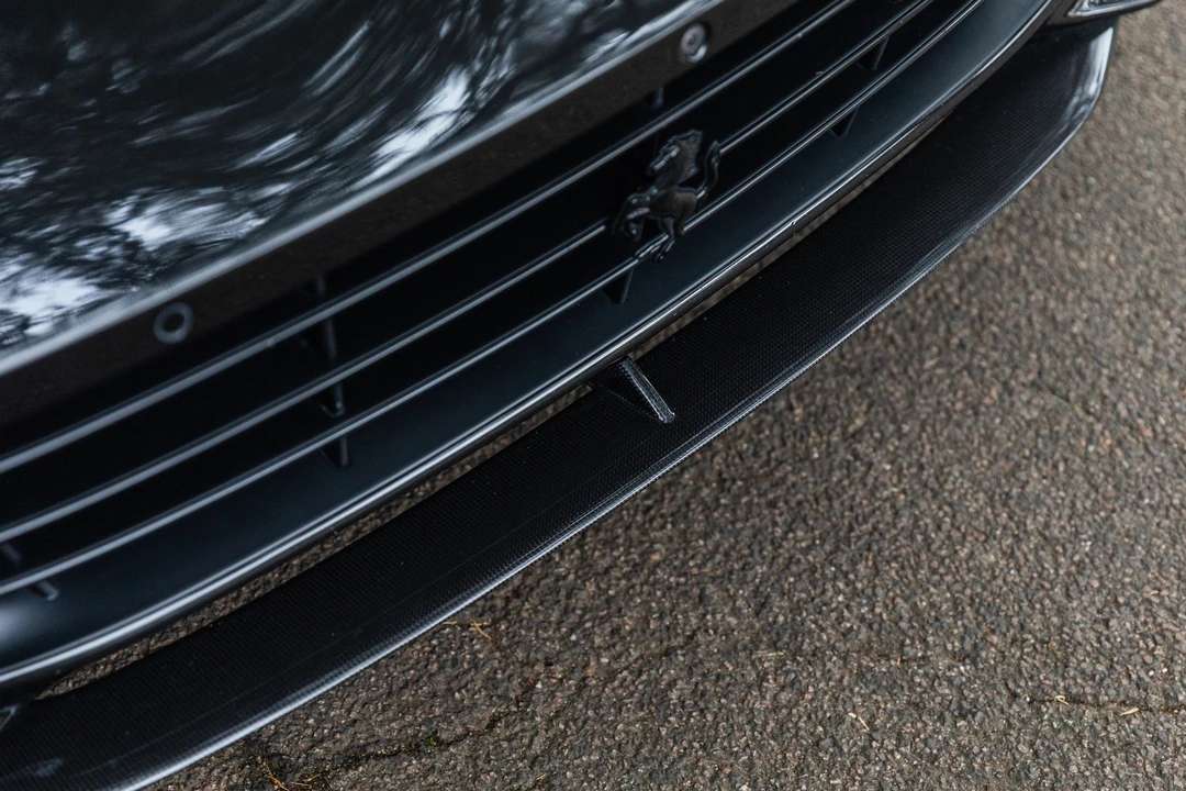 2017 Ferrari GTC4Lusso - Image 27 of 31