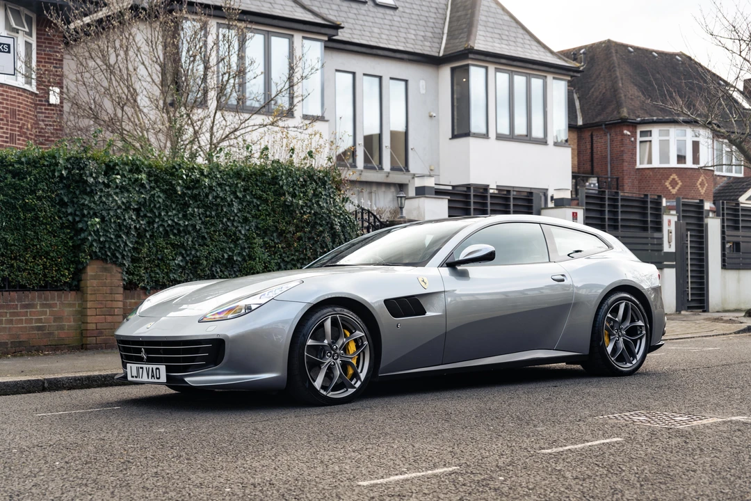 2017 Ferrari GTC4Lusso - Image 11 of 31