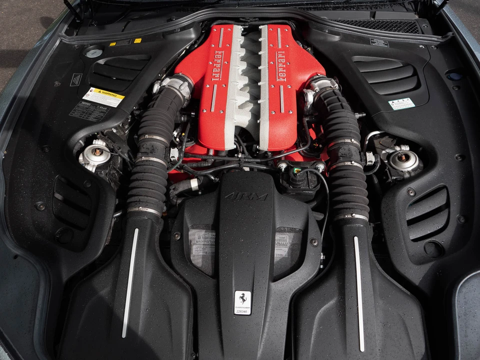 2017 Ferrari GTC4Lusso - Image 30 of 31