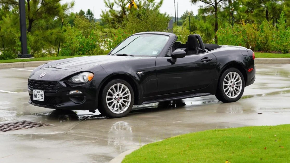 2017 Fiat 124 Spider - Image 21 of 21