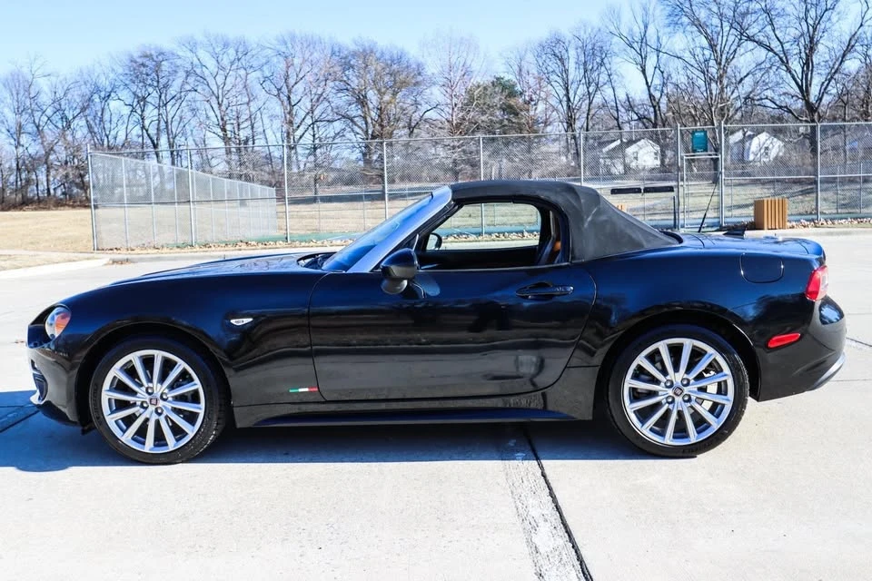 2017 Fiat 124 Spider - Image 4 of 20