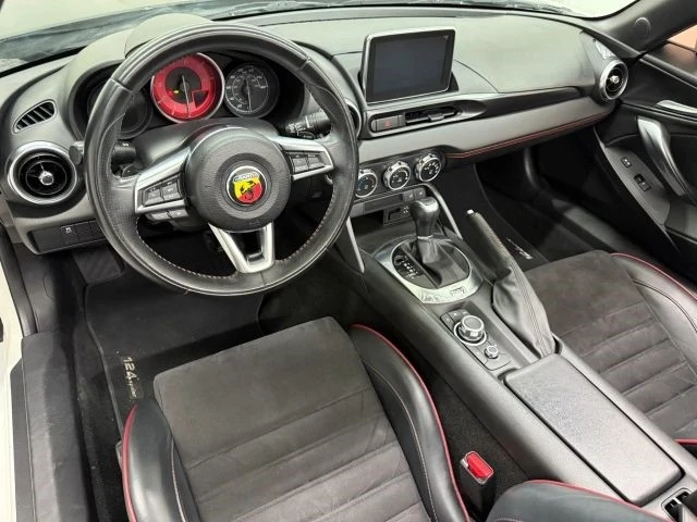 2017 Fiat 124 Spider - Image 2 of 12