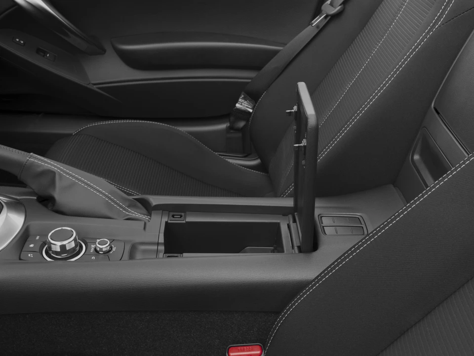 2017 Fiat 124 Spider - Image 19 of 21