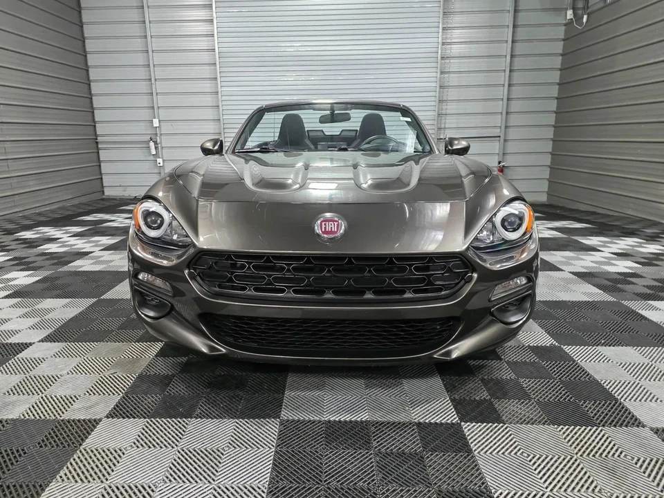 2017 Fiat 124 Spider - Image 3 of 12