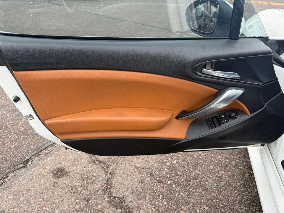 2017 Fiat 124 Spider - Image 13 of 21
