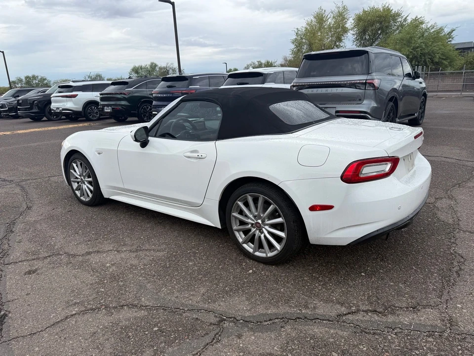 2017 Fiat 124 Spider - Image 7 of 21