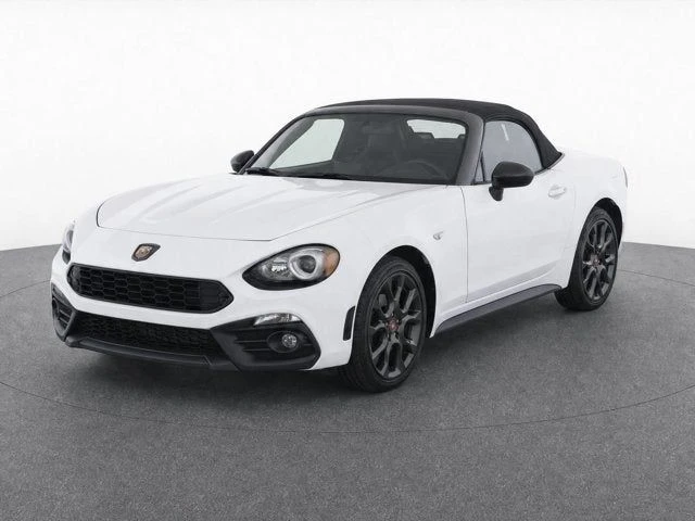 2017 Fiat 124 Spider - Image 2 of 17