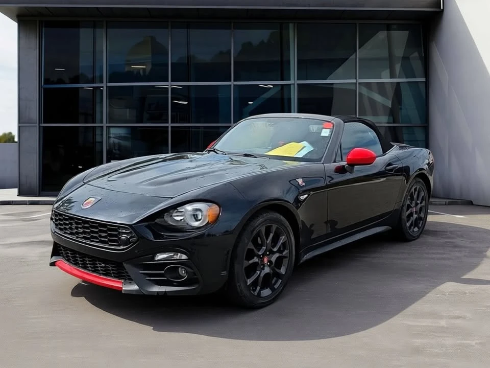 2017 Fiat 124 Spider - Image 7 of 14