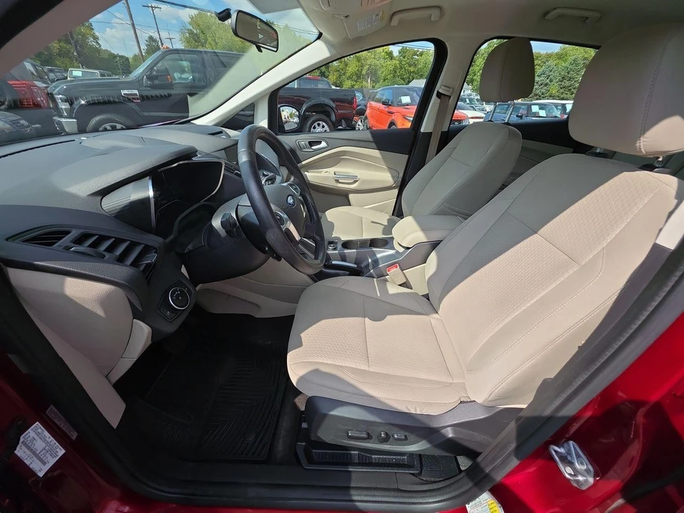 2017 Ford C-Max - Image 3 of 30