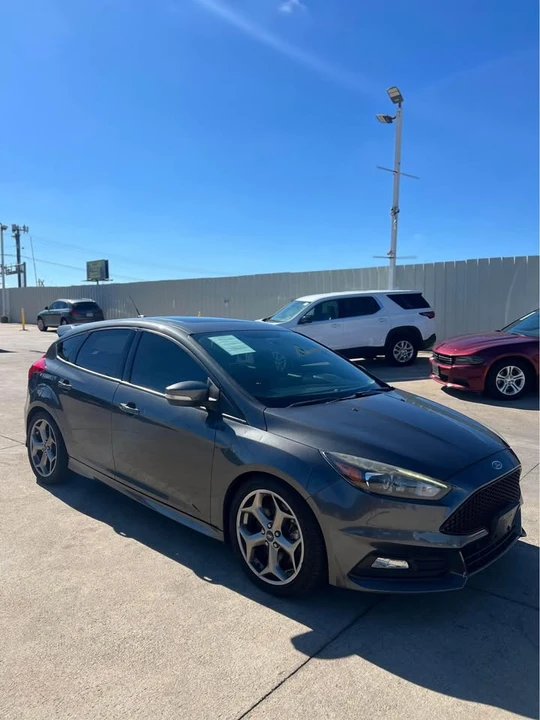 2017 Ford Focus ST 3rd Gen - Image 3 of 6