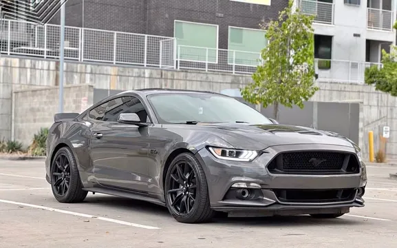 2017 Ford Mustang GT Premium Coupe