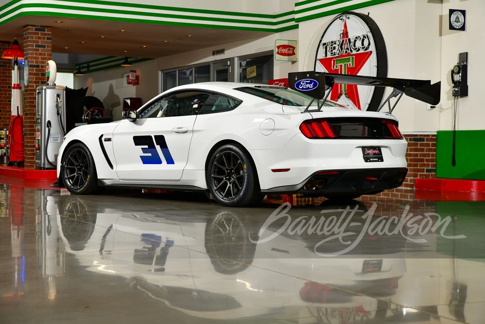 2017 Ford S550 Mustang - Image 2 of 24