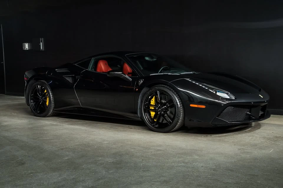 2017 Ferrari 488 - Image 5 of 20