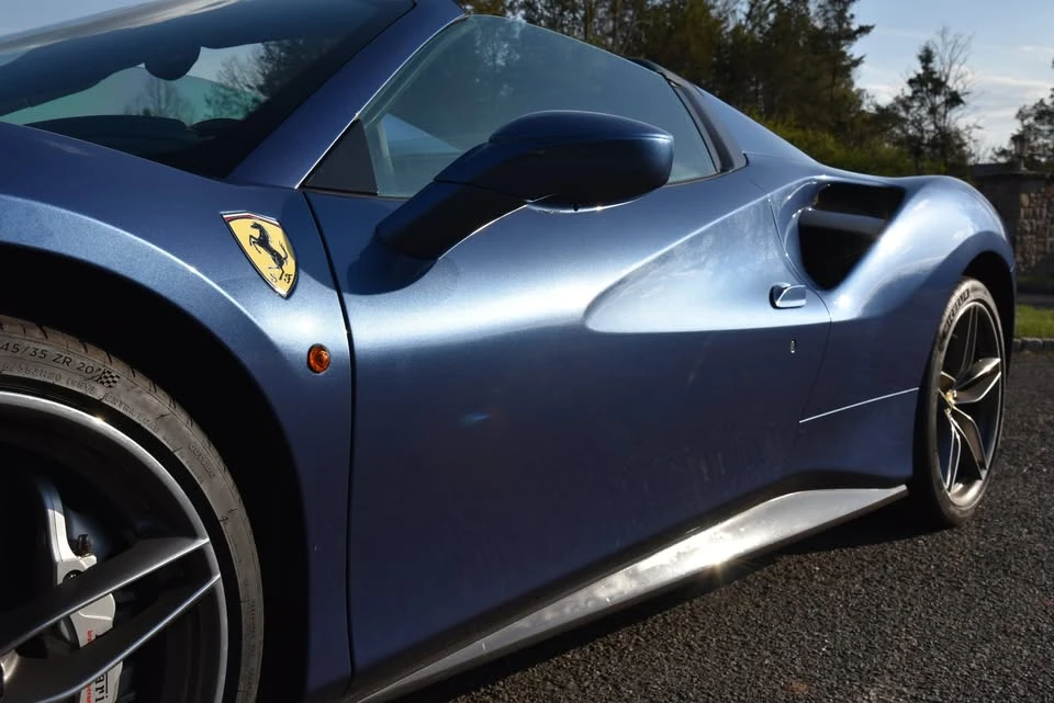 2017 Ferrari 488 - Image 3 of 21