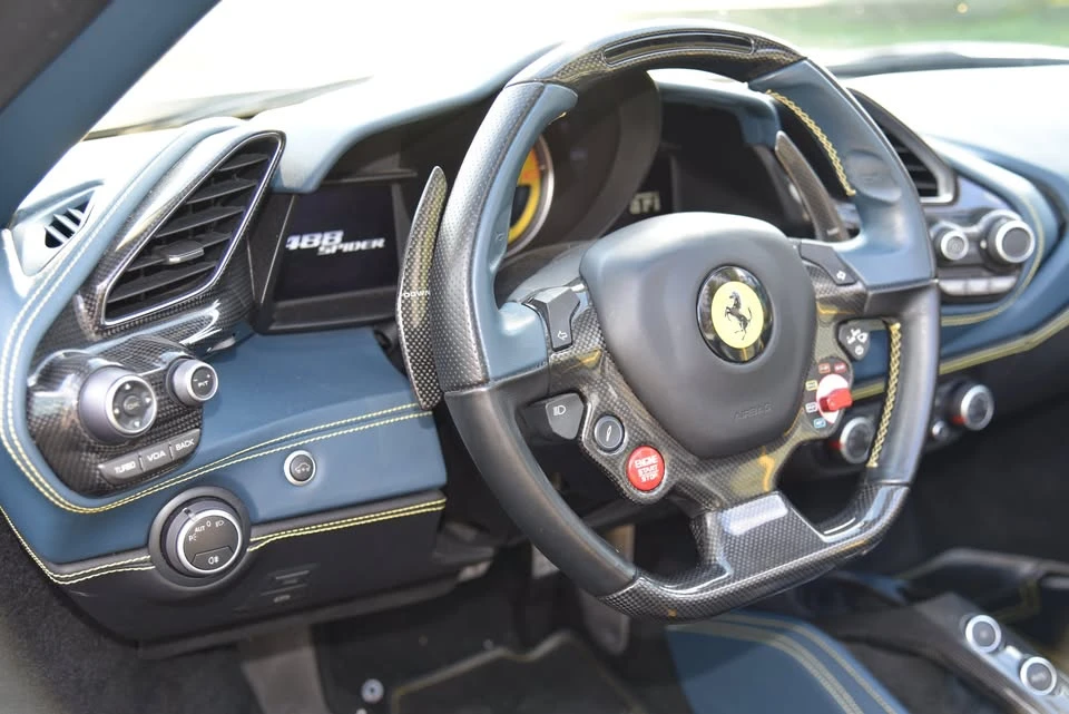 2017 Ferrari 488 - Image 14 of 21