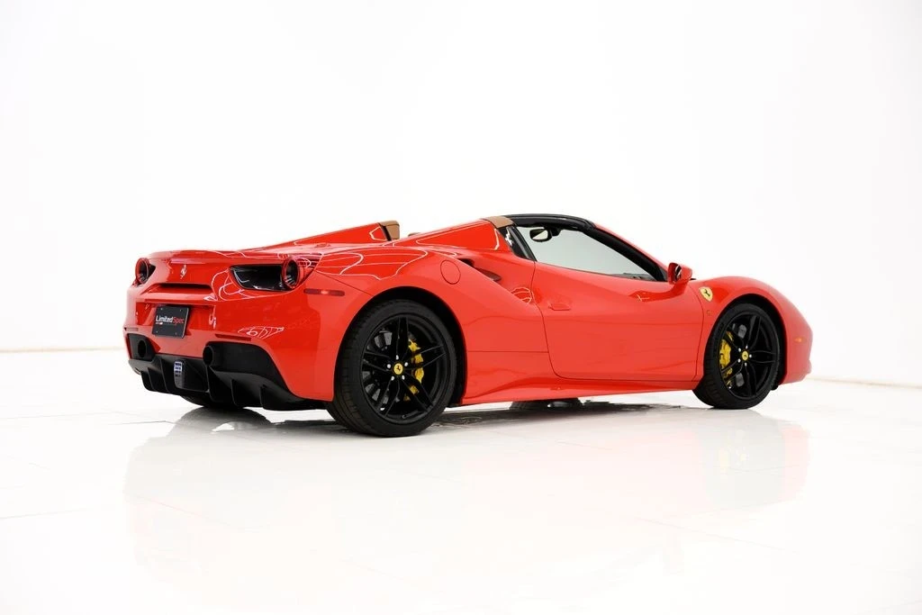 2017 Ferrari 488 - Image 14 of 21