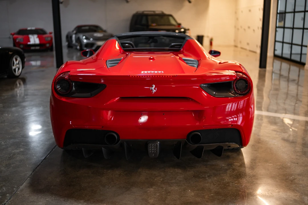 2017 Ferrari 488 Spider - Image 14 of 31