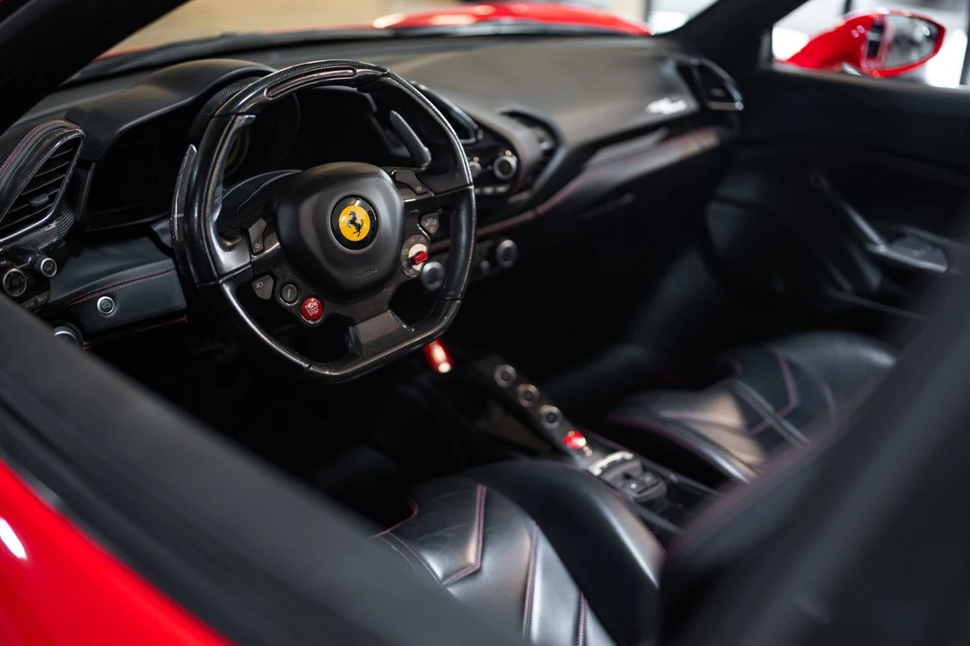 2017 Ferrari 488 Spider - Image 24 of 31