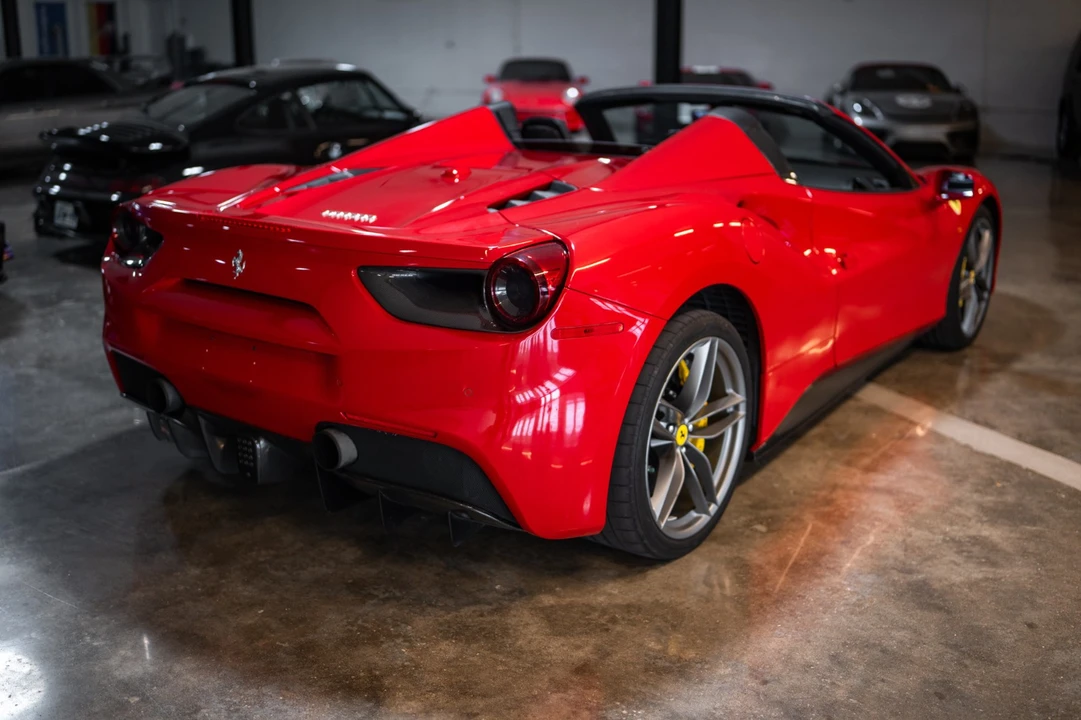 2017 Ferrari 488 Spider - Image 13 of 31