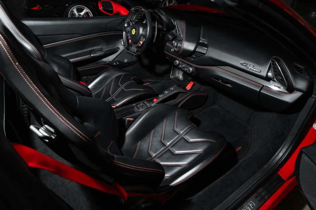2017 Ferrari 488 Spider - Image 28 of 31