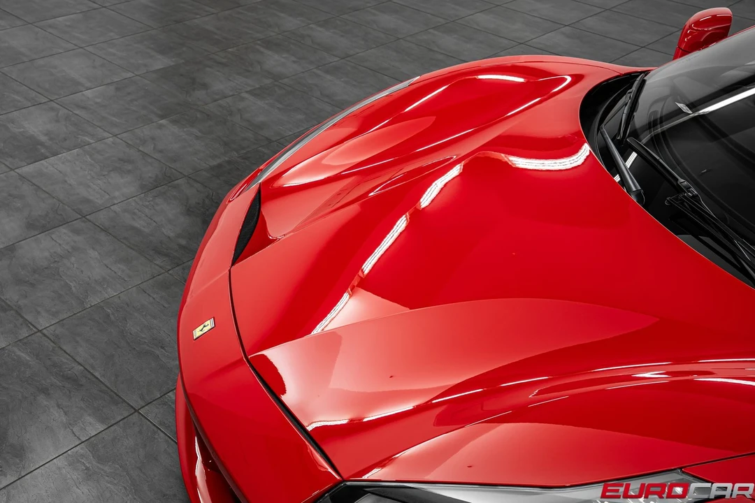2017 Ferrari 488 GTB - Image 9 of 31