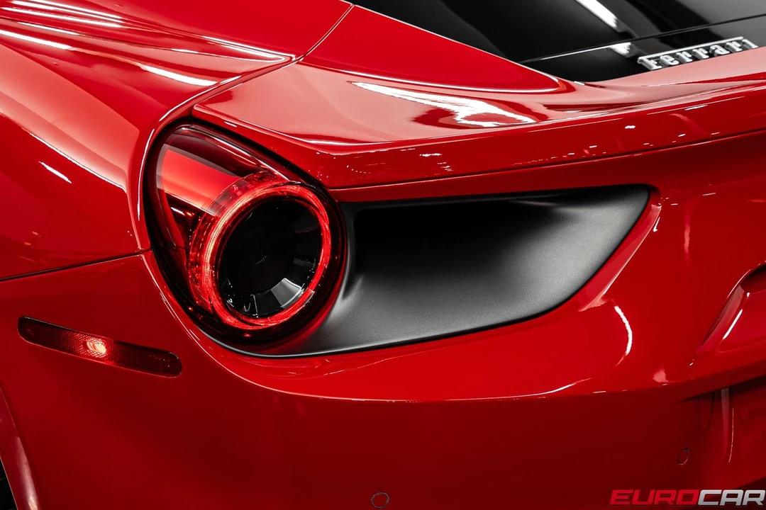 2017 Ferrari 488 GTB - Image 24 of 31