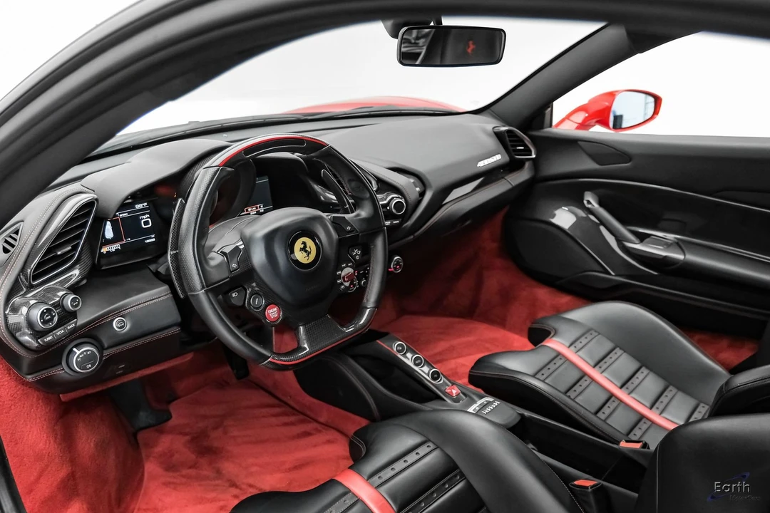 2017 Ferrari 488 GTB - Image 3 of 31