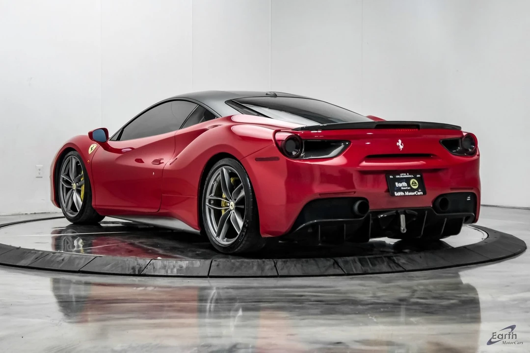 2017 Ferrari 488 GTB - Image 12 of 31