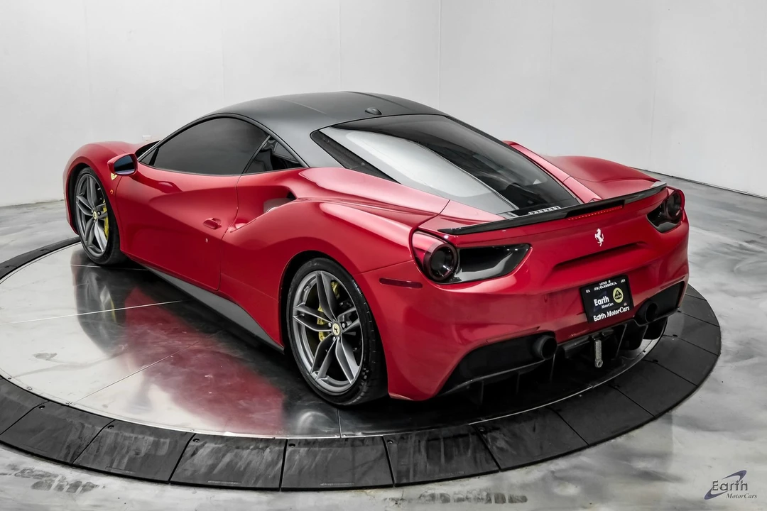 2017 Ferrari 488 GTB - Image 13 of 31