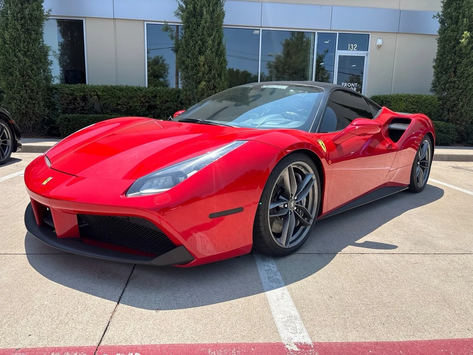 2017 Ferrari 488 GTB - Image 2 of 9