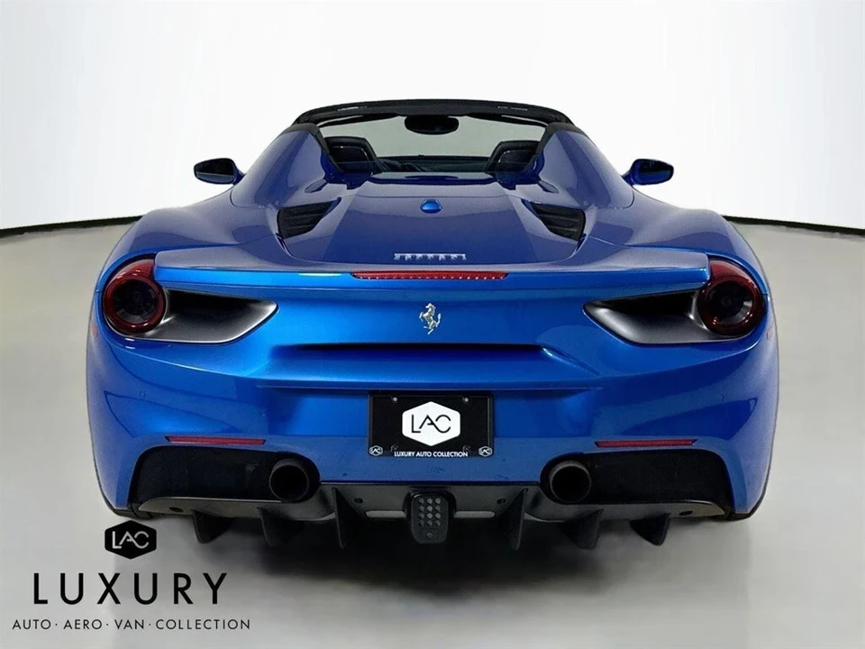 2017 Ferrari 488 GTB - Image 5 of 12