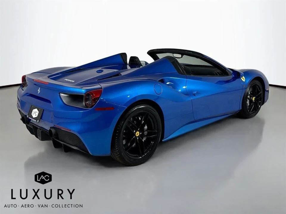 2017 Ferrari 488 GTB - Image 4 of 12