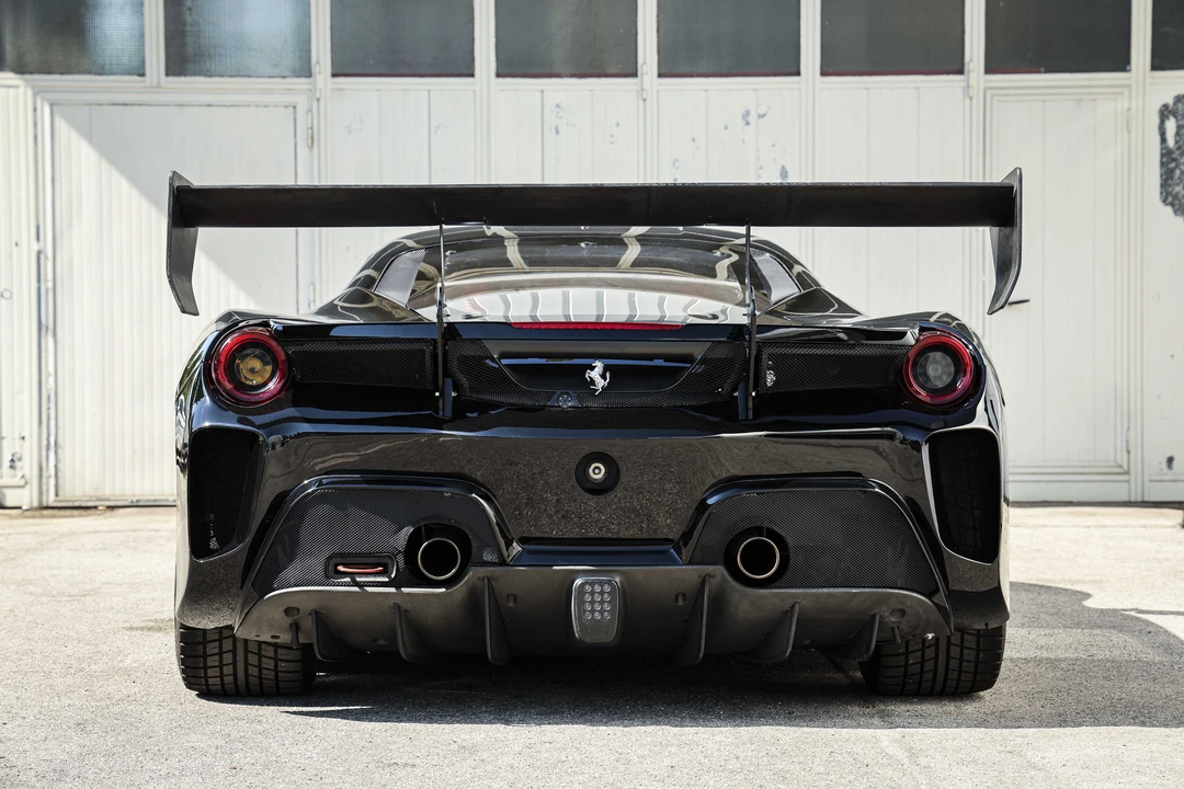 2017 Ferrari 488 - Image 15 of 31